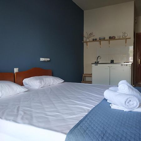 Apartments By Evita'S Resort Poros Town 外观 照片