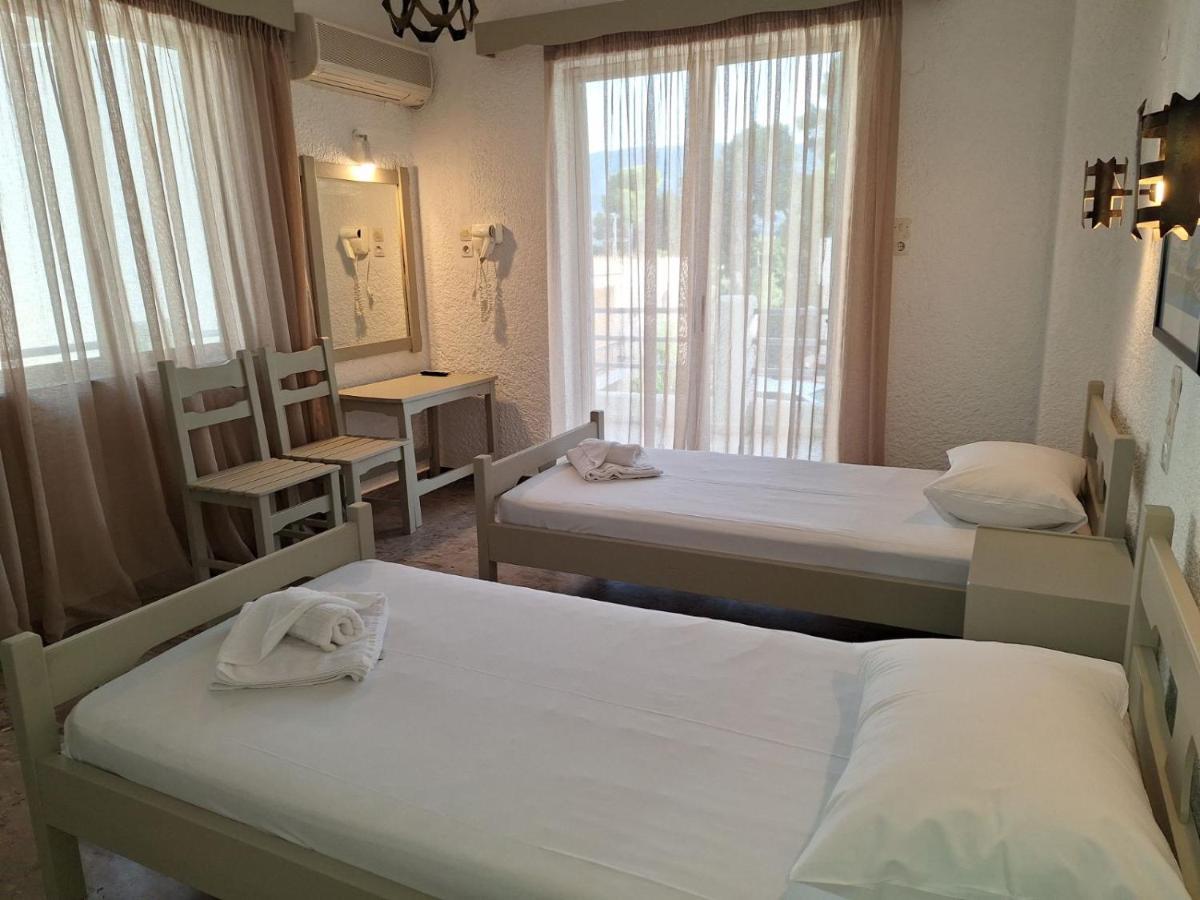 Apartments By Evita'S Resort Poros Town 外观 照片