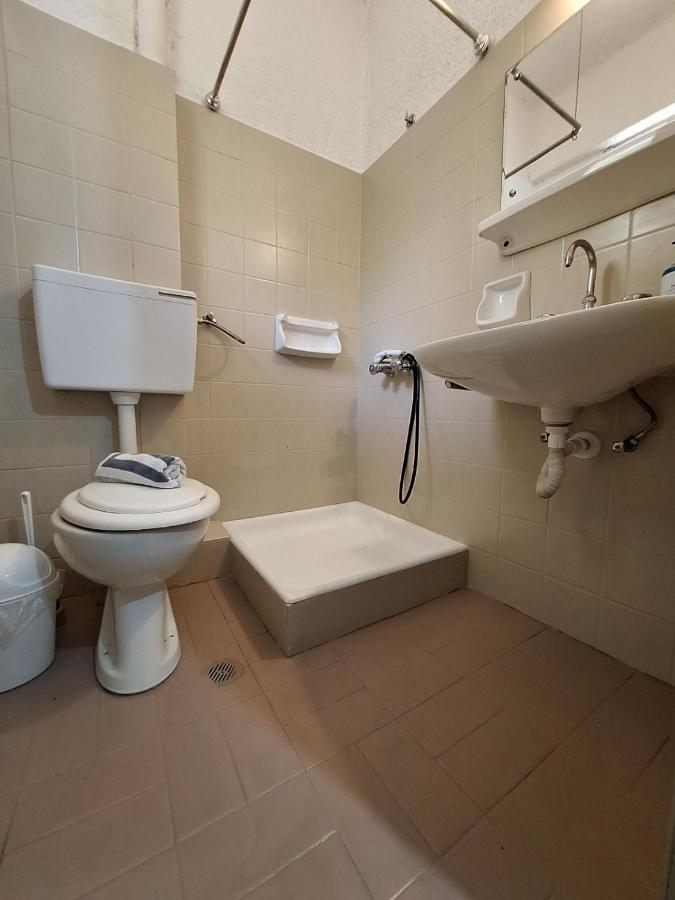Apartments By Evita'S Resort Poros Town 外观 照片